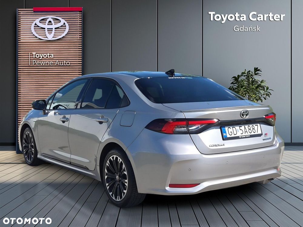 Toyota Corolla - 4