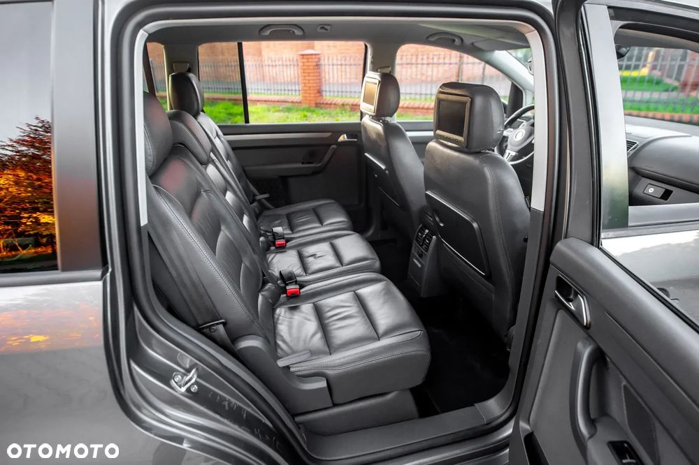 Volkswagen Touran 1.4 TSI Highline - 22