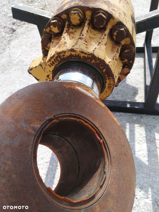 Siłownik Cat Caterpillar 375 365 966 345 320 [D-250 S-130/140 T-150] - 4