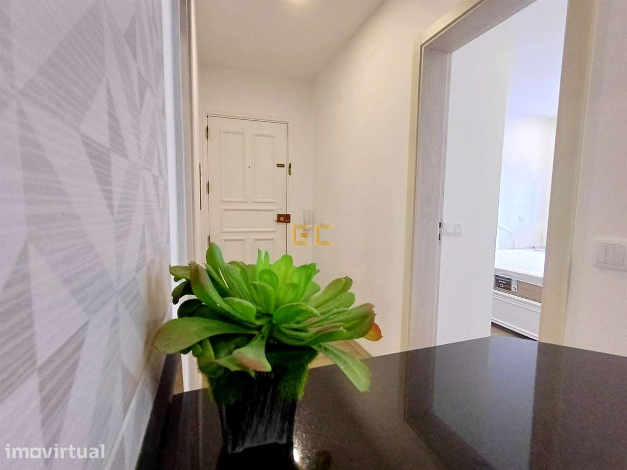 Apartamento T0, para venda, na Figueira da Foz! - Grande imagem: 2/20