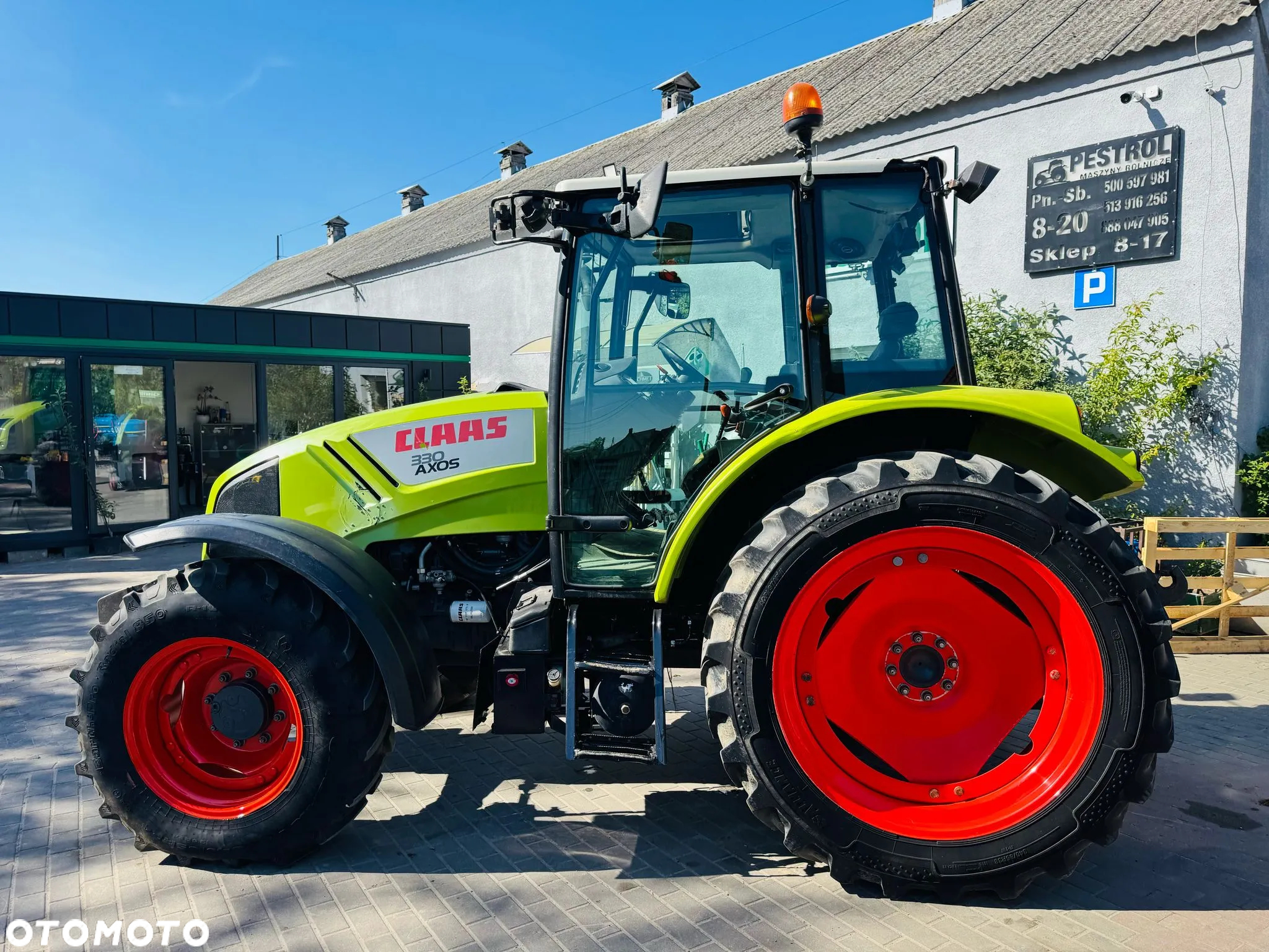 Claas Axos 330 - 3