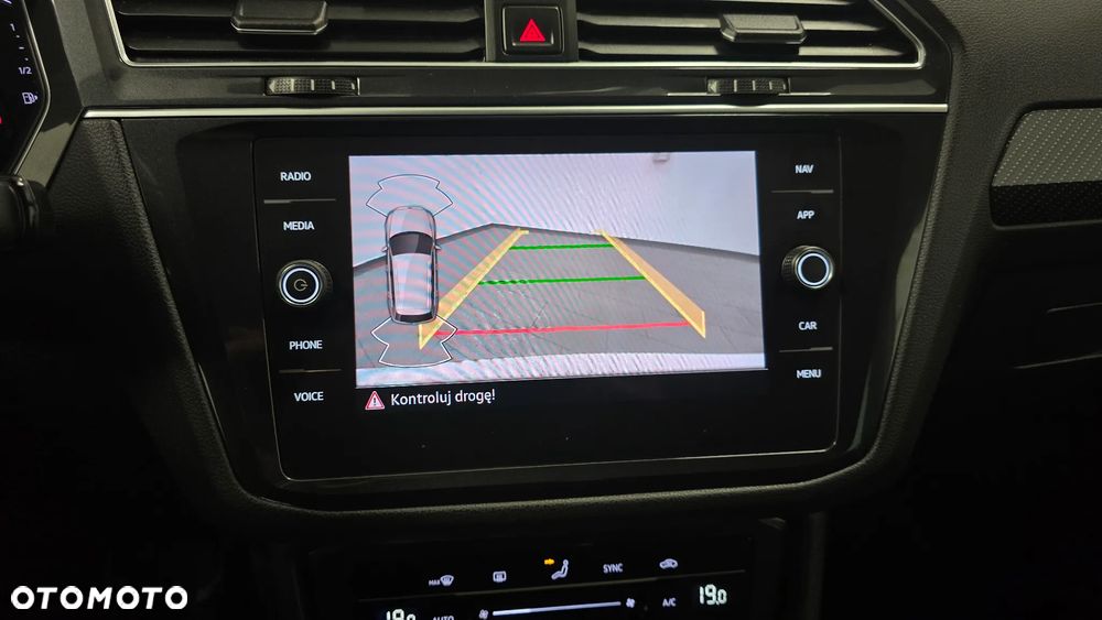 Volkswagen Tiguan - 30