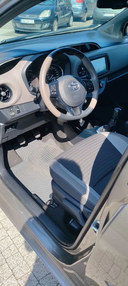 Toyota Yaris 1.5 Selection - 5