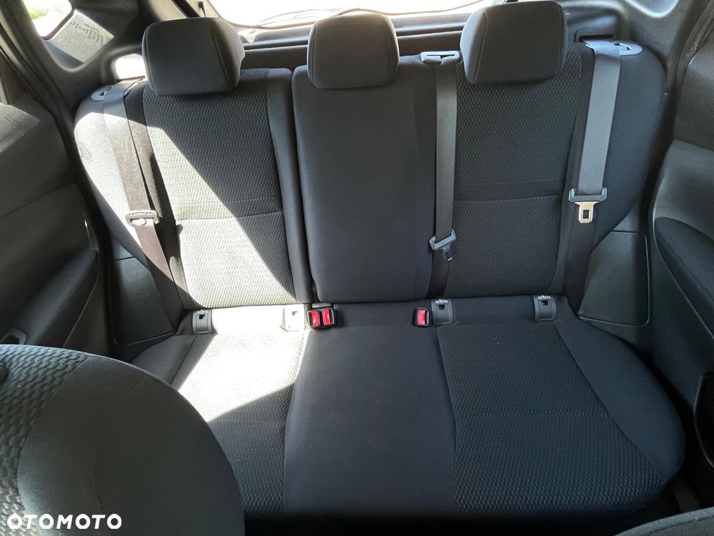Nissan Qashqai 1.2 DIG-T N-Vision - 11