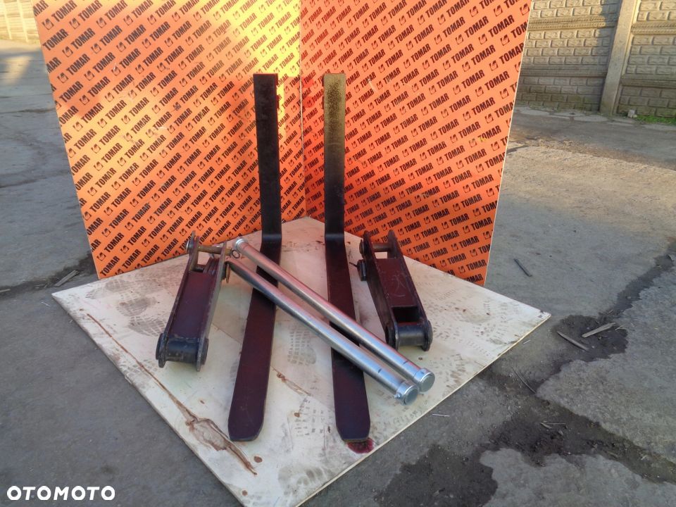 Widły Komatsu-Case-New Holland Widła KOMPLET - 2