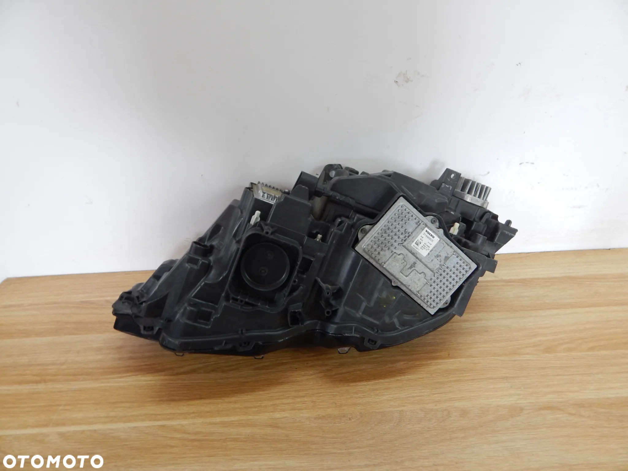 Lampa prawy przód Full Led Volvo V90 S90 16-23 EU Łuków części - 4