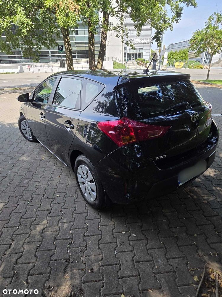 Toyota Auris - 3