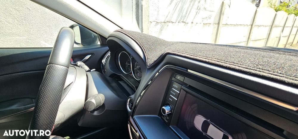 Mazda 6 2.0i Revolution - 7