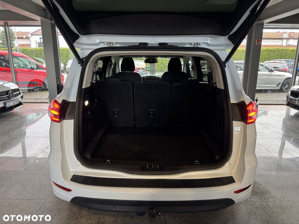 Ford S-Max 2.5 Hybrid Titanium CVT - 12