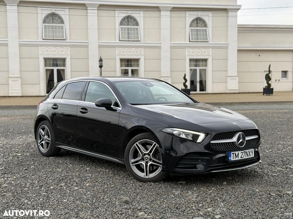 Mercedes-Benz A 250 e 8G-DCT Edition 2021 - 4