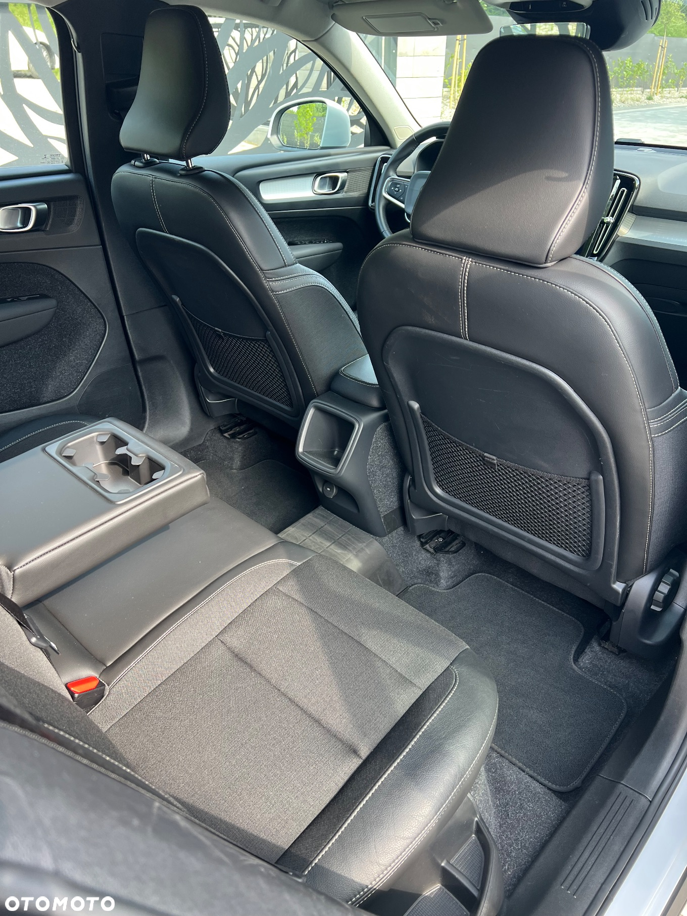 Volvo XC 40 T3 Geartronic Momentum Pro - 5