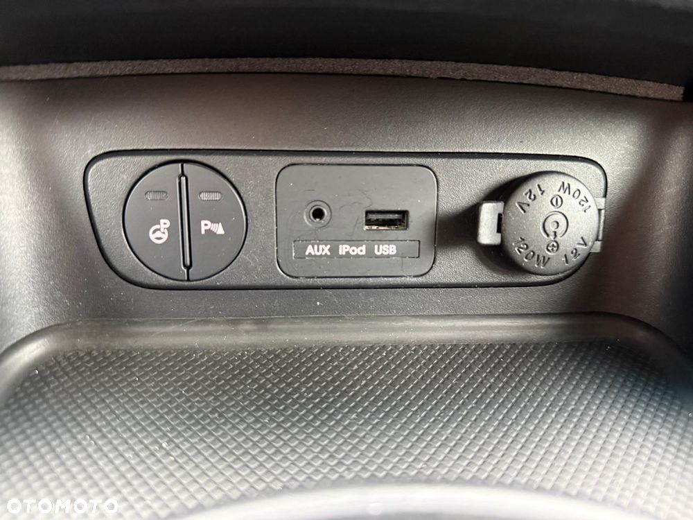 Kia Sportage 2.0 CRDI 2WD Spirit - 18