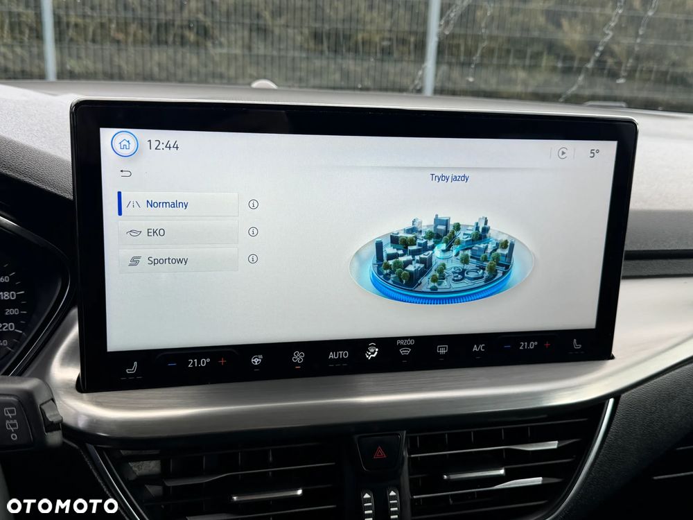 Ford Focus SW 1.5 EcoBlue Titanium - 19