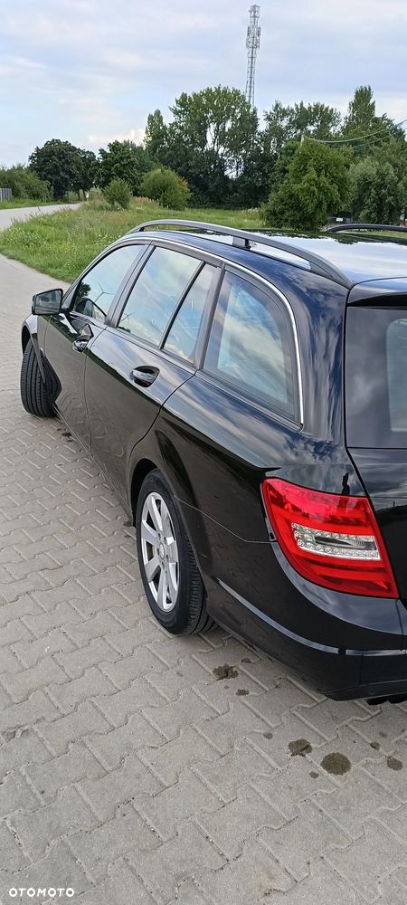 Mercedes-Benz Klasa C 180 CDI DPF (BlueEFFICIENCY) Avantgarde - 9