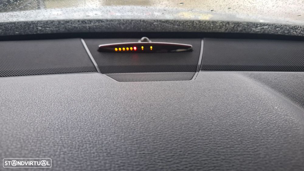 Mercedes-Benz E 200 CDI DPF BlueEFFICIENCY Auto Avantgarde - 45