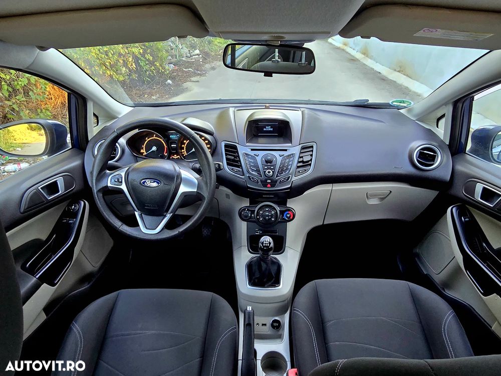 Ford Fiesta - 8