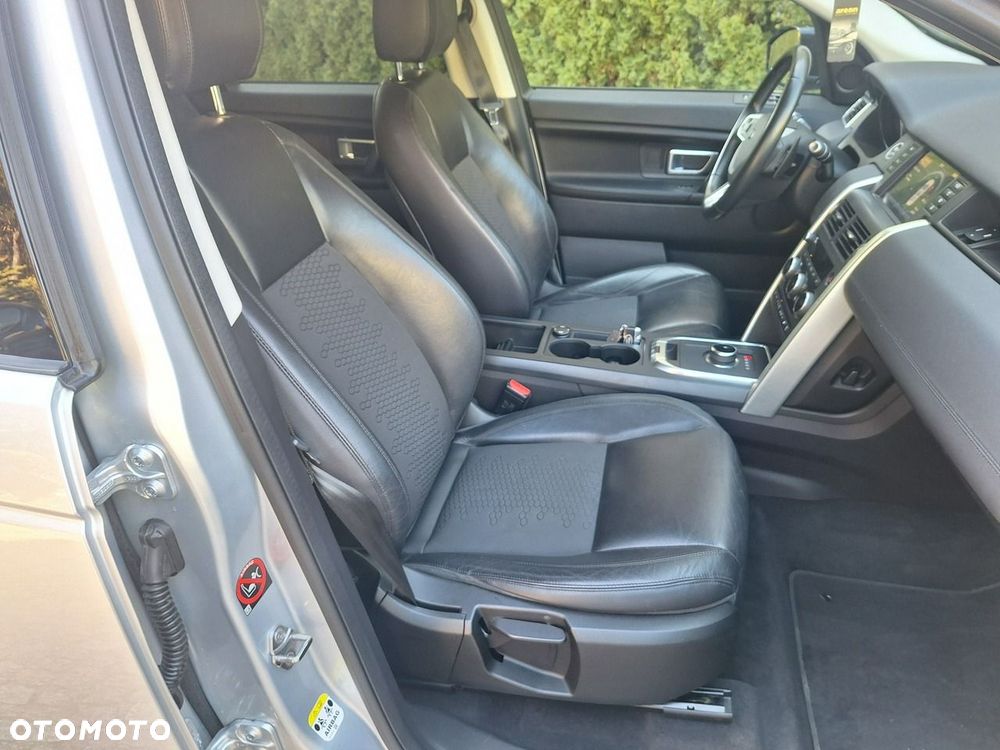 Land Rover Discovery Sport 2.0 D150 R-Dynamic HSE - 18