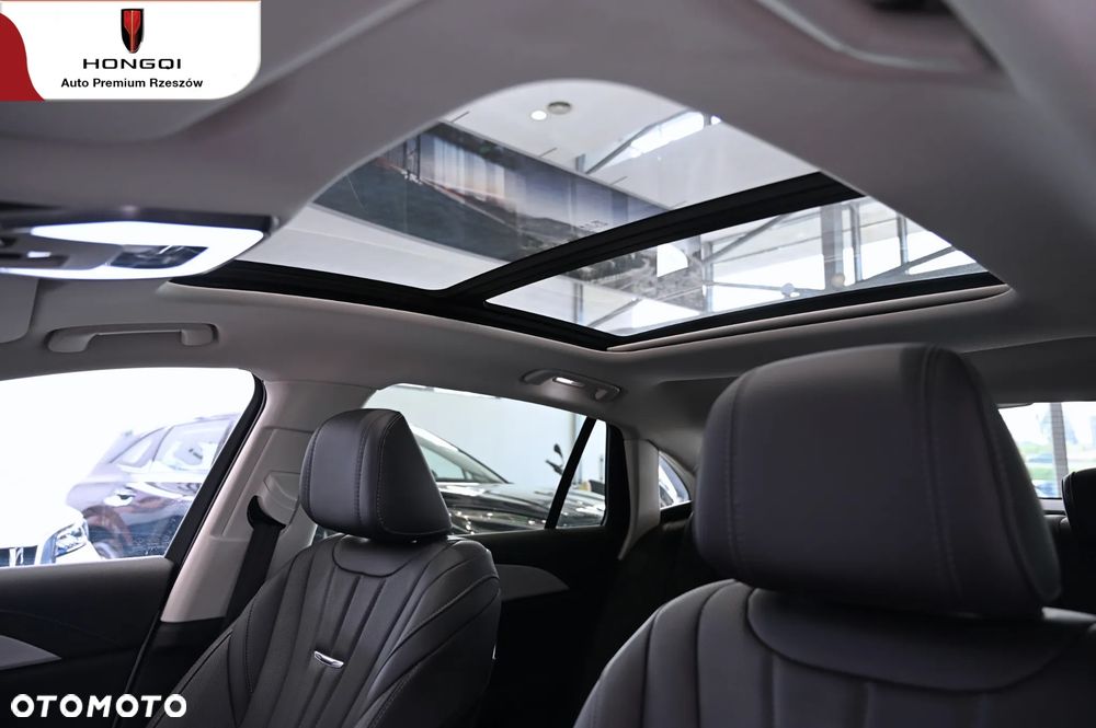 Hongqi H5 - 23