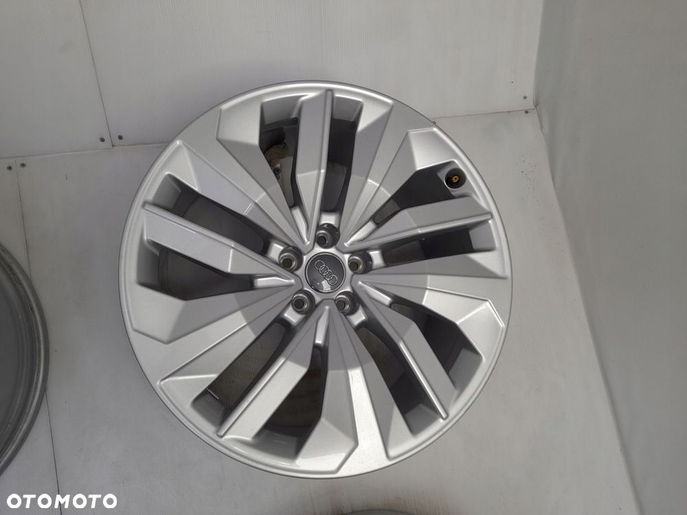 Felgi aluminiowe Audi OE AUDI E-TRON 9.0" x 20" 5x112 ET 20 - 4