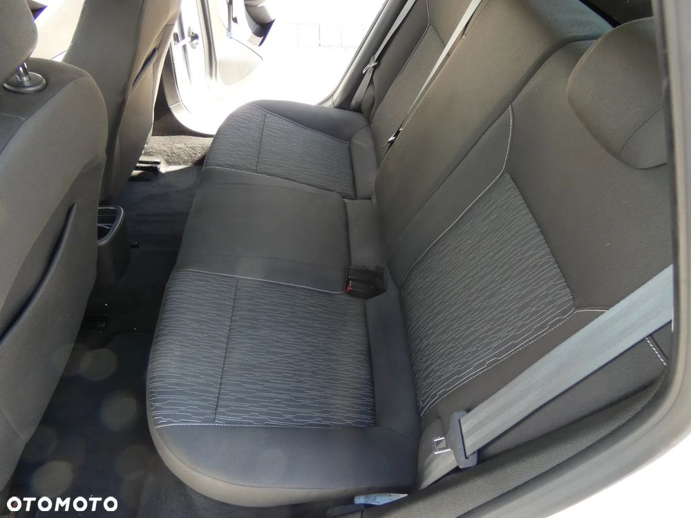 Opel Astra 1.6 Active EU6 - 26