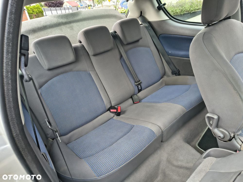 Peugeot 206 1.1 Color-Line - 8