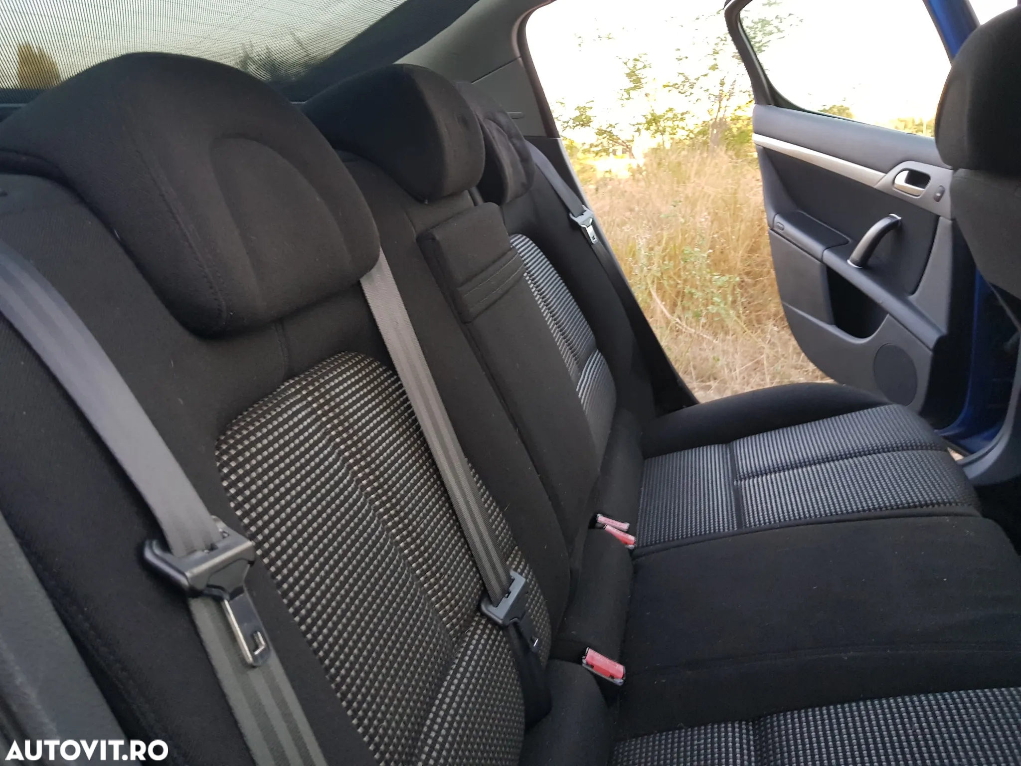 Peugeot 407 HDi 135 Automatik Premium - 8
