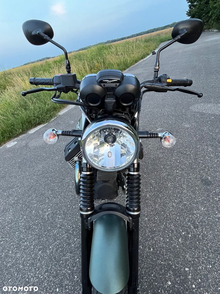 Moto Guzzi V7 - 10