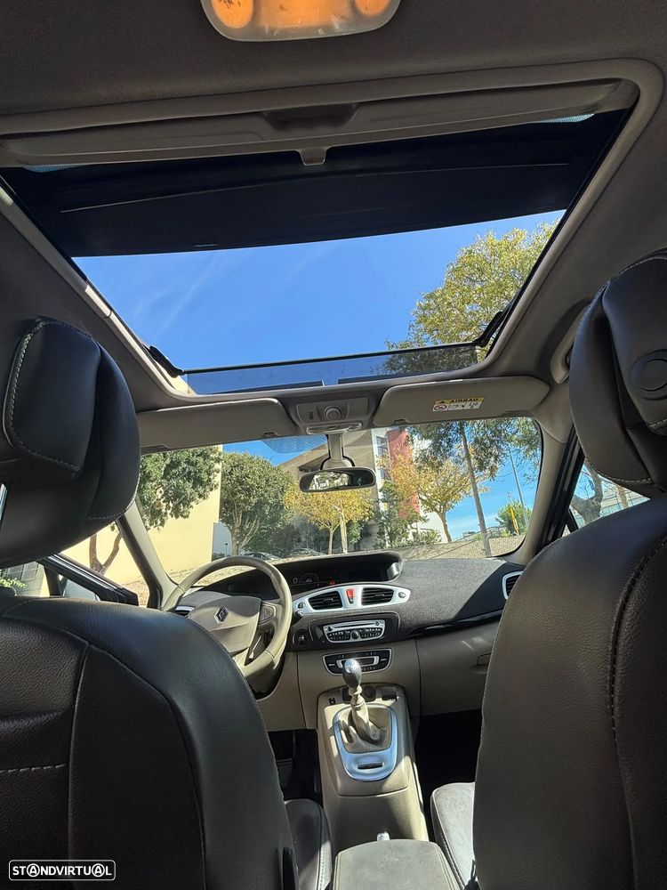 Renault Scénic 1.5 dCi Luxe - 8