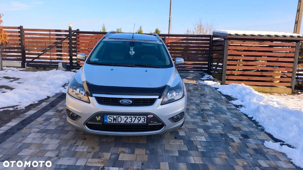 Ford Focus 2.0 Ghia - 5