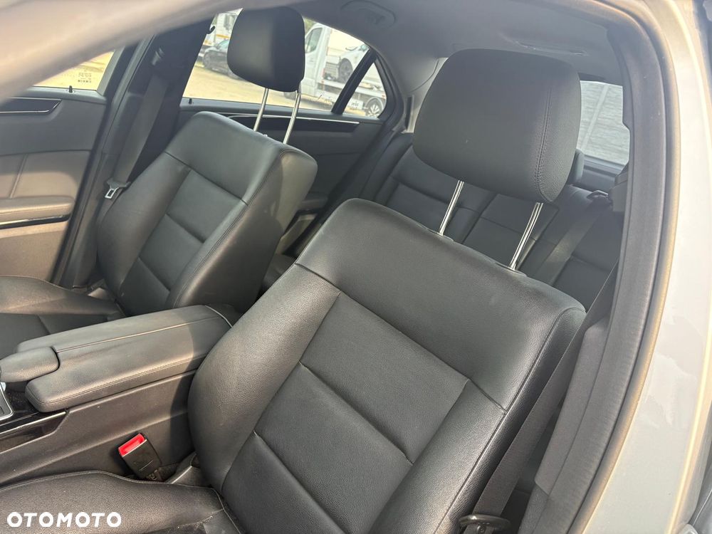 Mercedes-Benz Klasa E 350 CDI DPF BlueEFFICIENCY 7G-TRONIC Avantgarde - 12