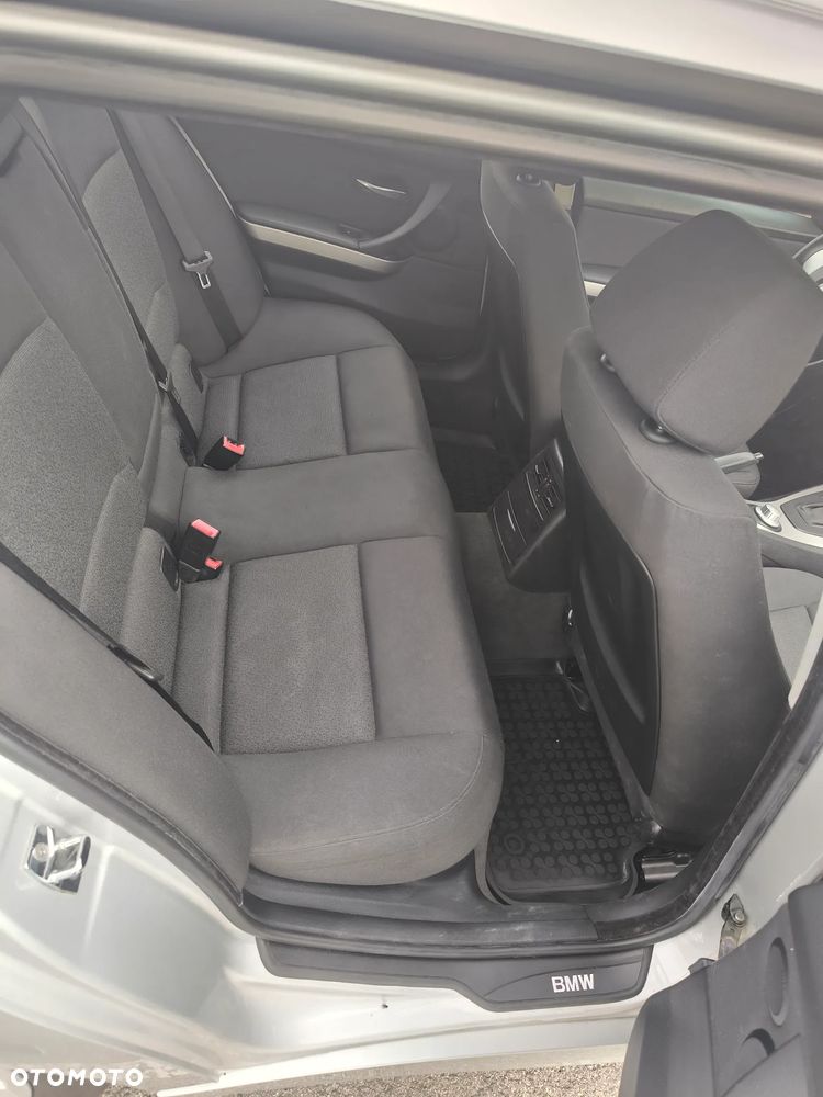 BMW Seria 3 - 8