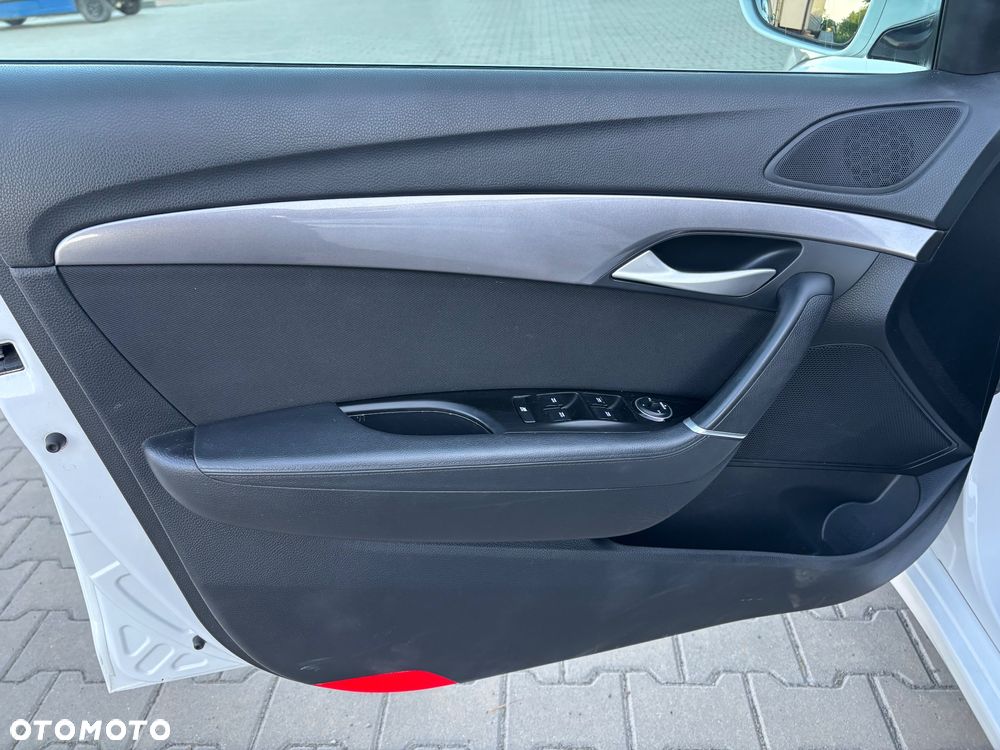 Hyundai i40 1.7 CRDi Comfort + - 22