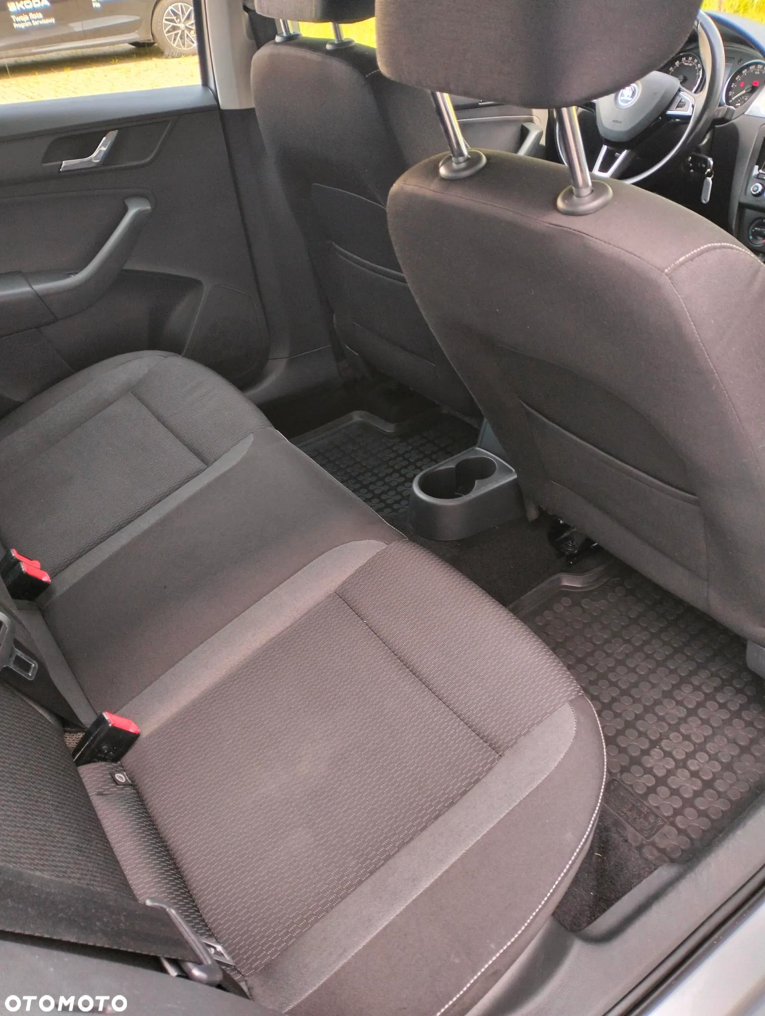 Skoda RAPID 1.6 TDI DPF Ambition - 17