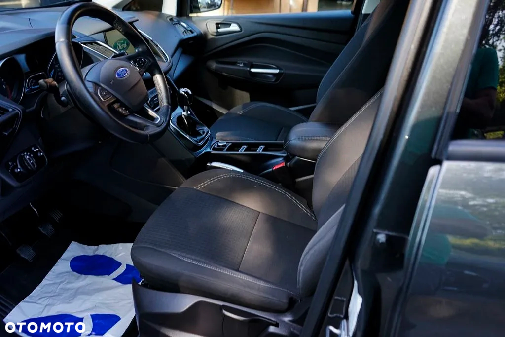 Ford C-MAX - 10