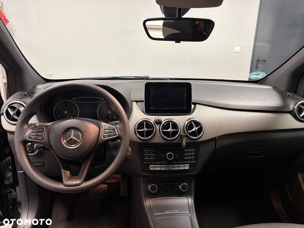 Mercedes-Benz Klasa B 200 d 7G-DCT Edition - 11