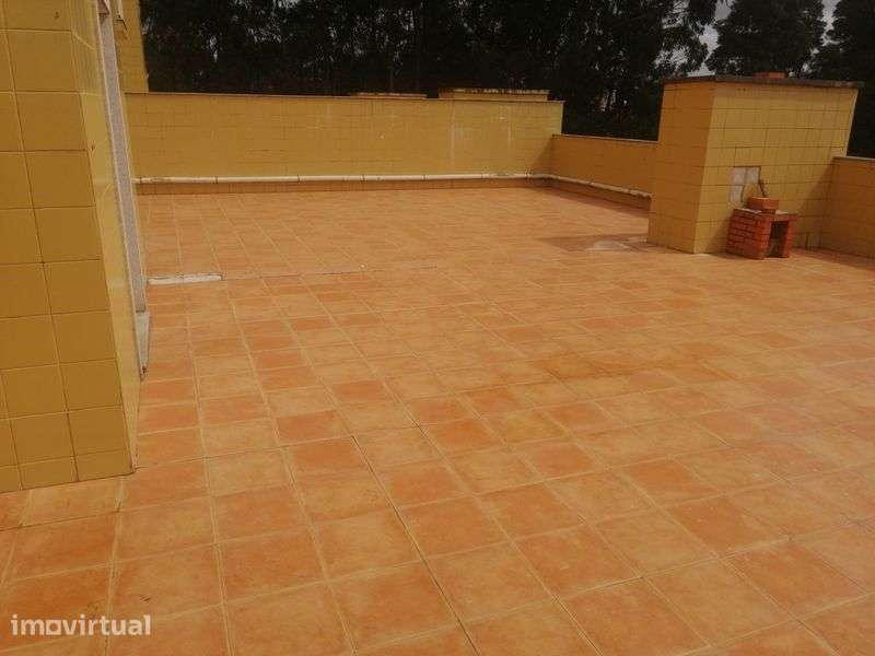 T2 com Terraço - Lourosa - Grande imagem: 2/12