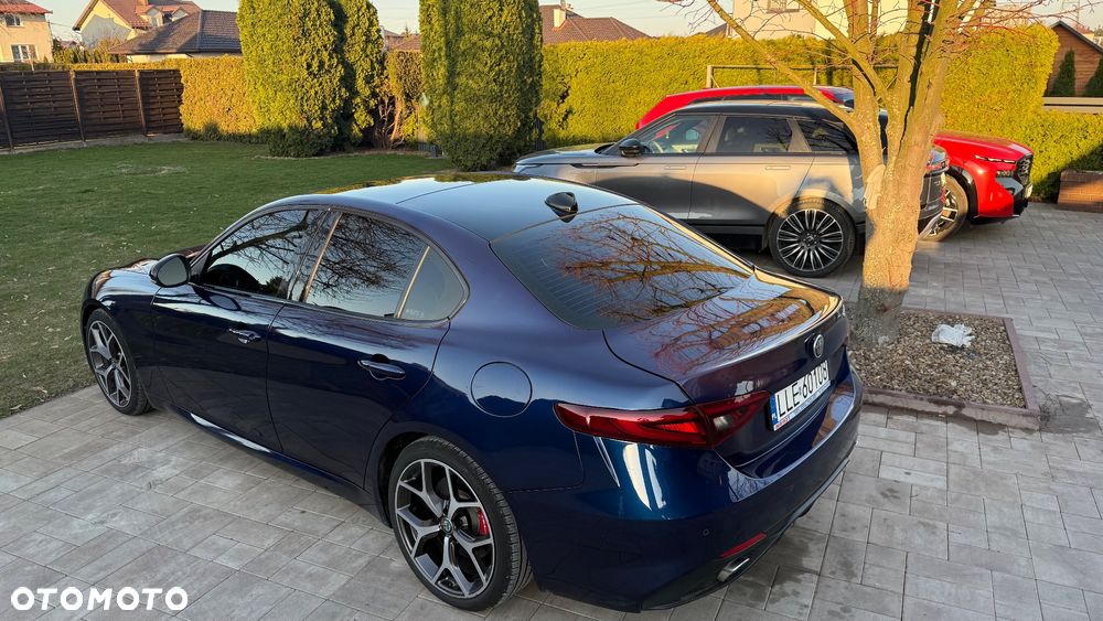 Alfa Romeo Giulia - 17