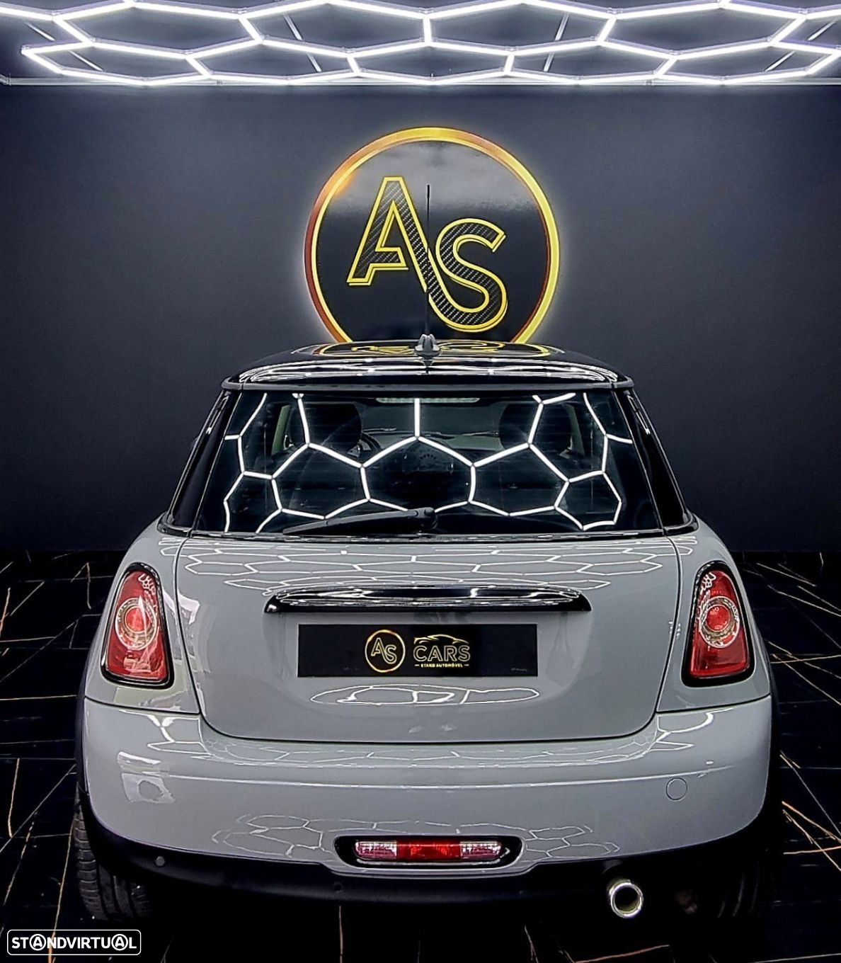 MINI 3 Portas One D - 13