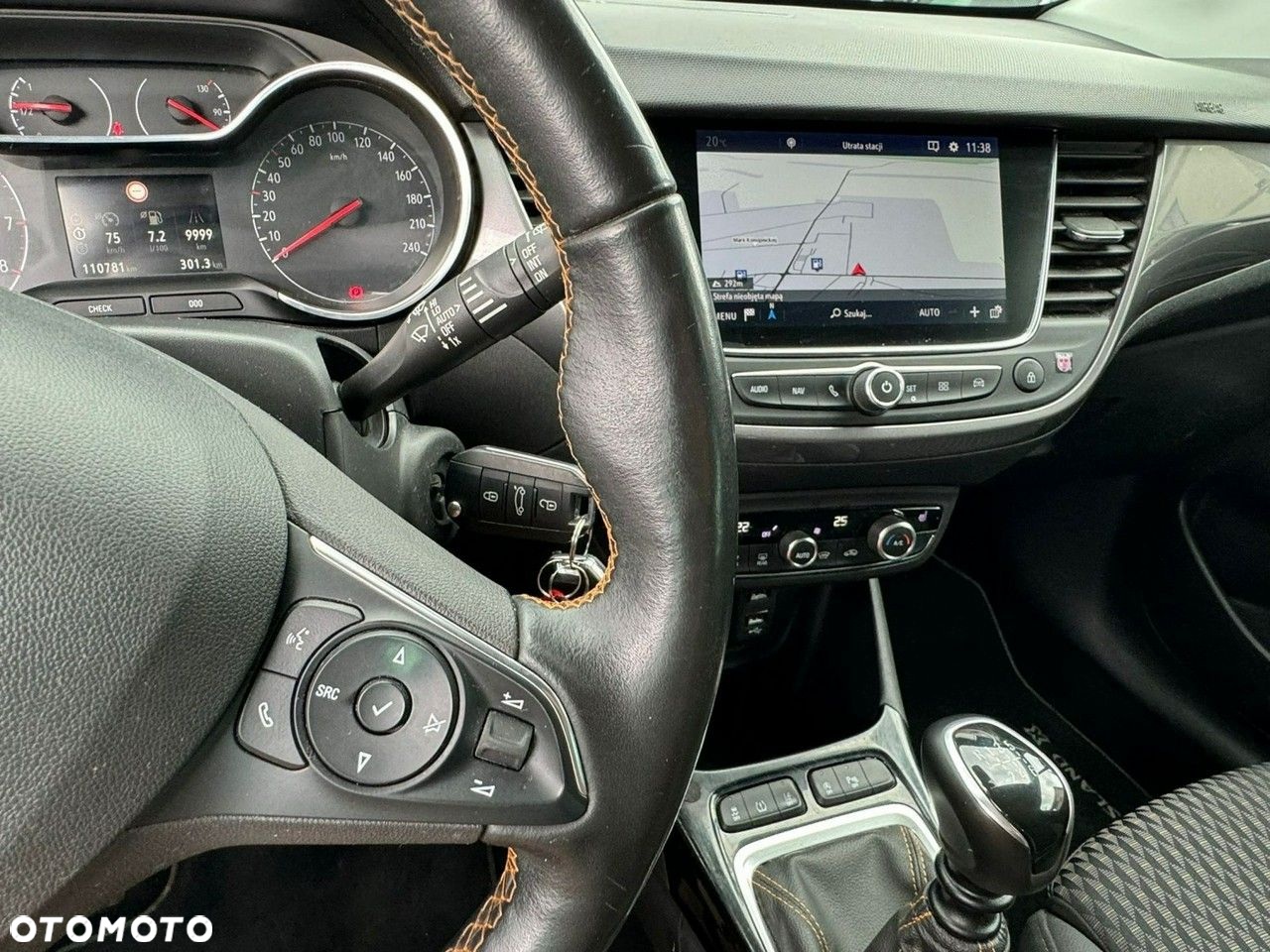 Opel Crossland X 1.2 T Design Line S&S - 16