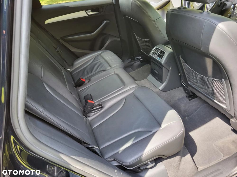 Audi Q5 3.2 FSI Quattro S tronic - 16