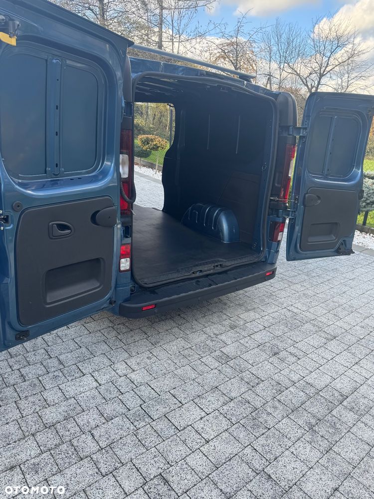 Opel Vivaro - 18