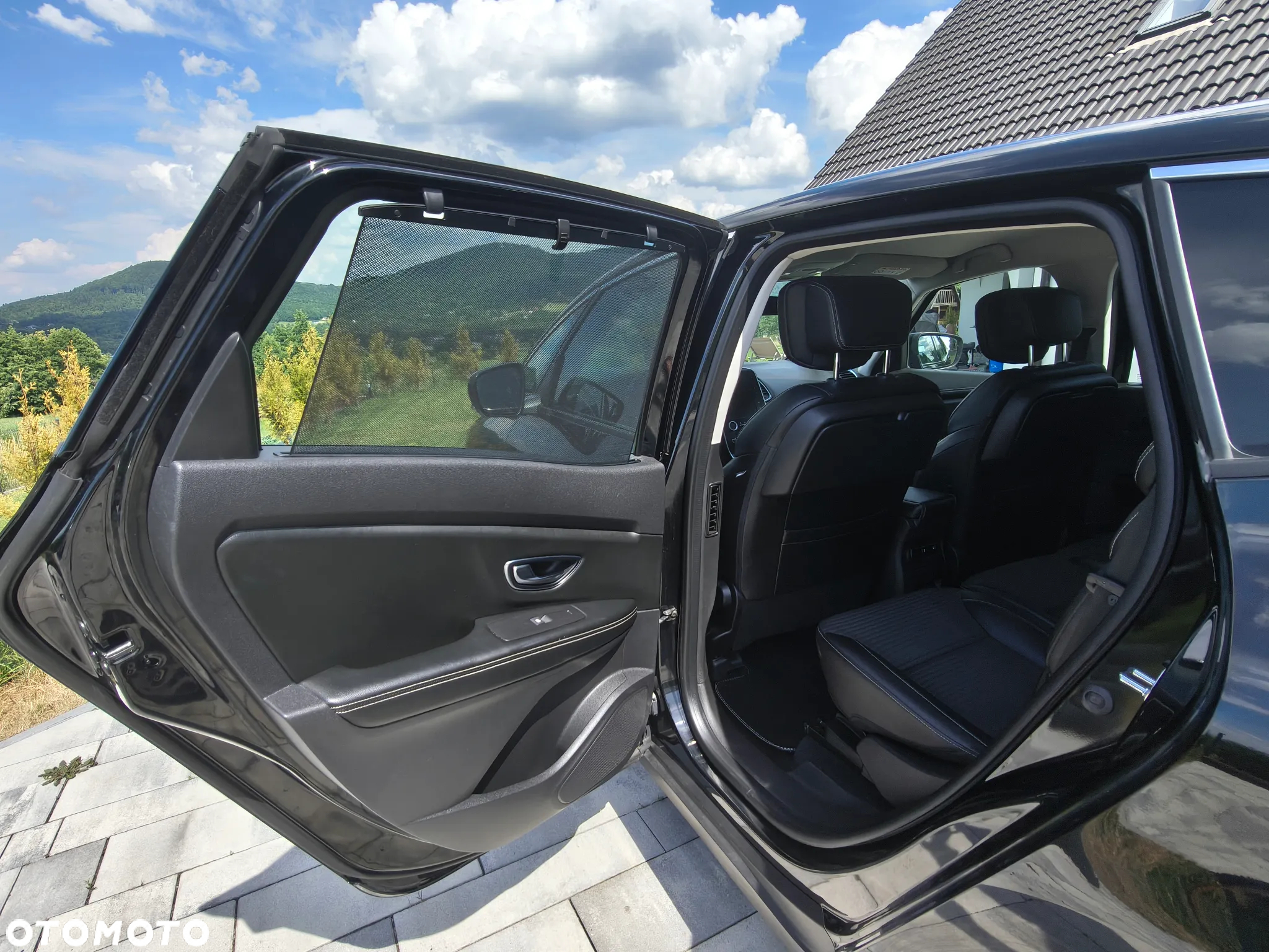 Renault Scenic ENERGY TCe 130 INITIALE PARIS - 11
