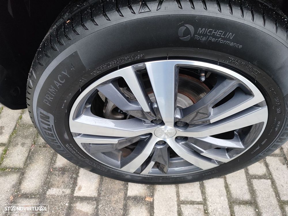 Peugeot 3008 1.6 Hybrid Allure Pack e-EAT8 - 8
