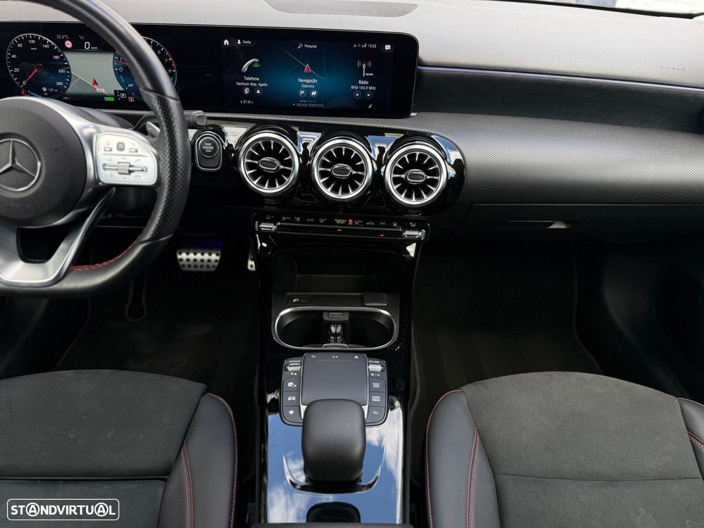 Mercedes-Benz A 250 e AMG Line - 34
