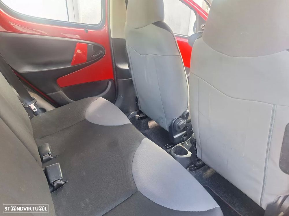 Peugeot 107 1.0 Active - 9