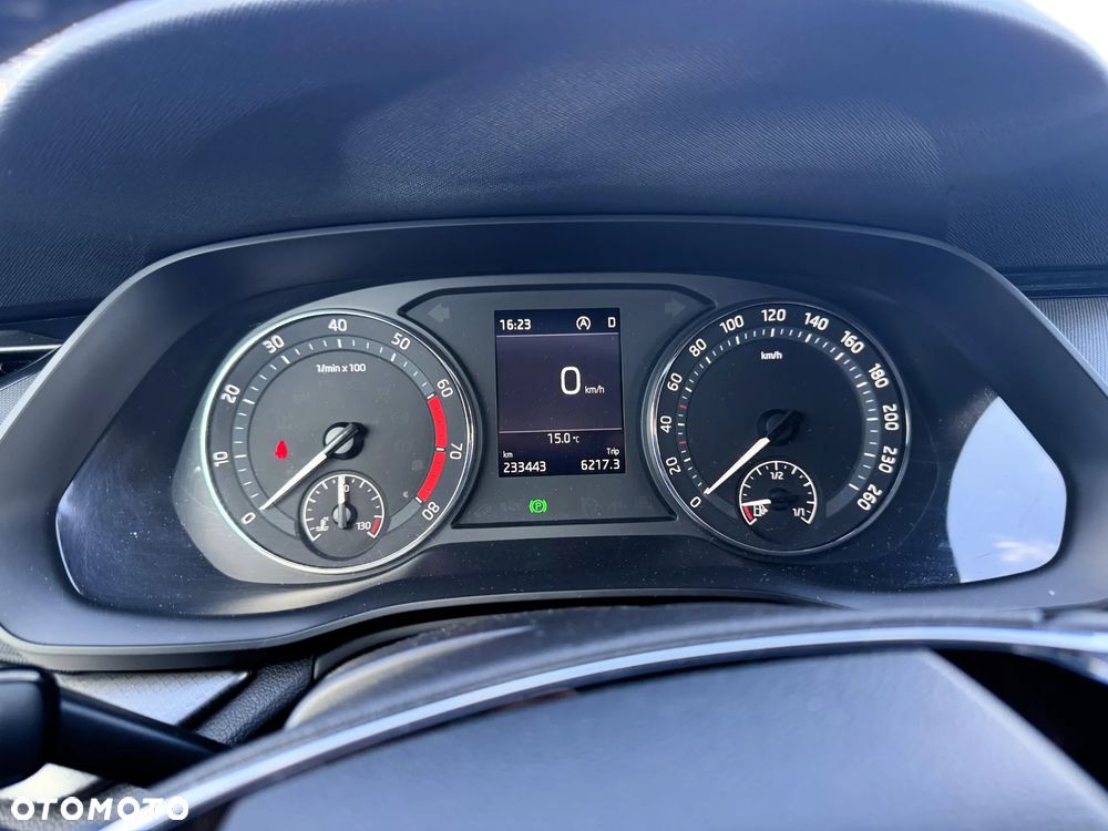 Skoda Octavia 1.5 TSI e-Tec Ambition DSG - 6