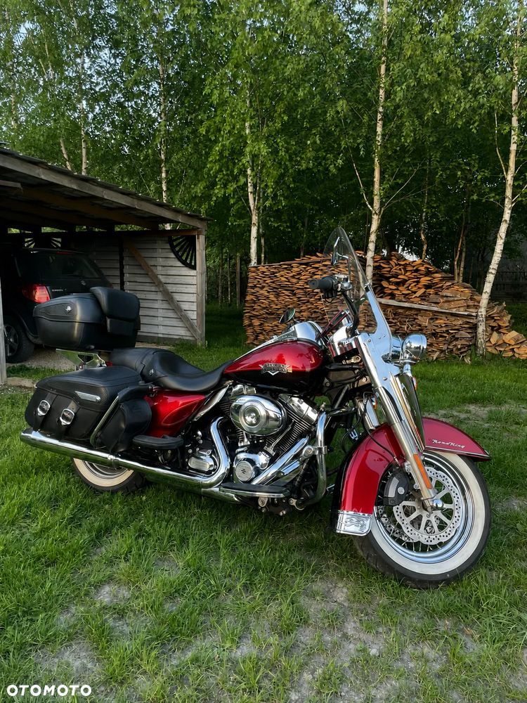 Harley-Davidson Touring Road King - 2