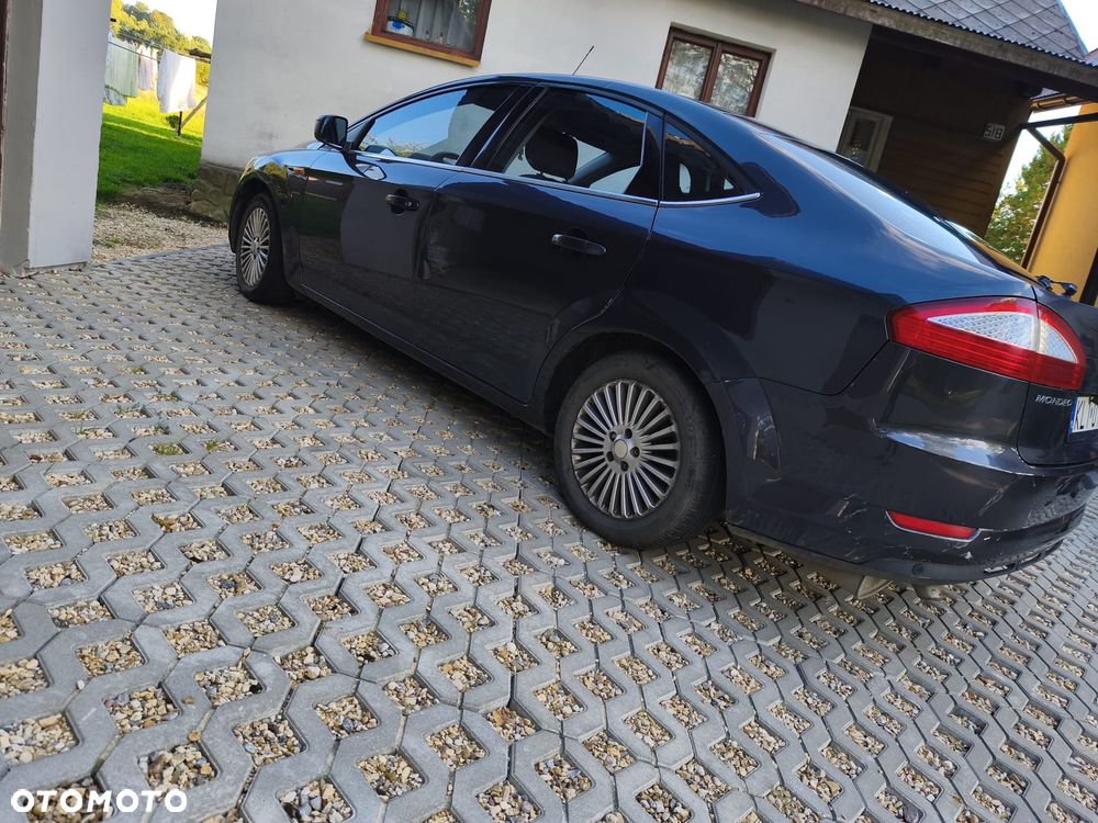 Ford Mondeo - 4
