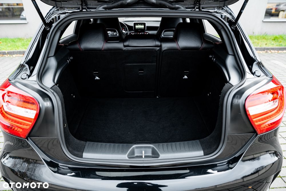 Mercedes-Benz Klasa A 45 AMG 4Matic AMG Speedshift 7G-DCT - 22