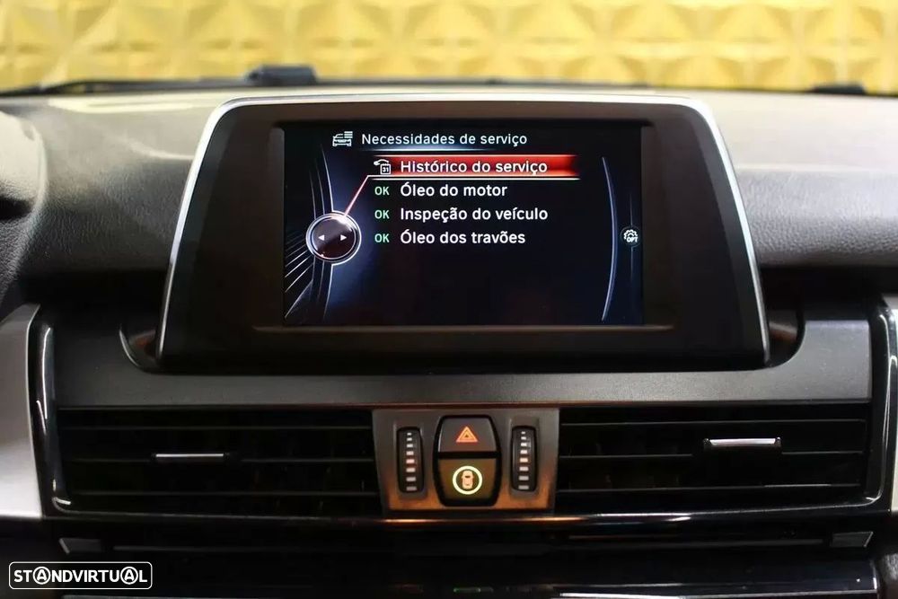 BMW 218 Active Tourer d Line Sport Auto - 27